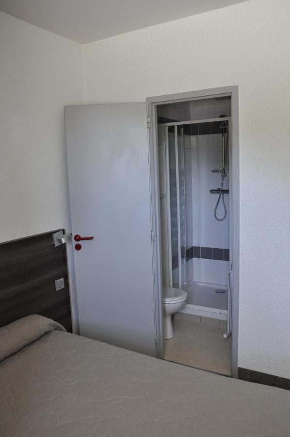 Henri 4 Hotel Rostrenen ภายนอก รูปภาพ